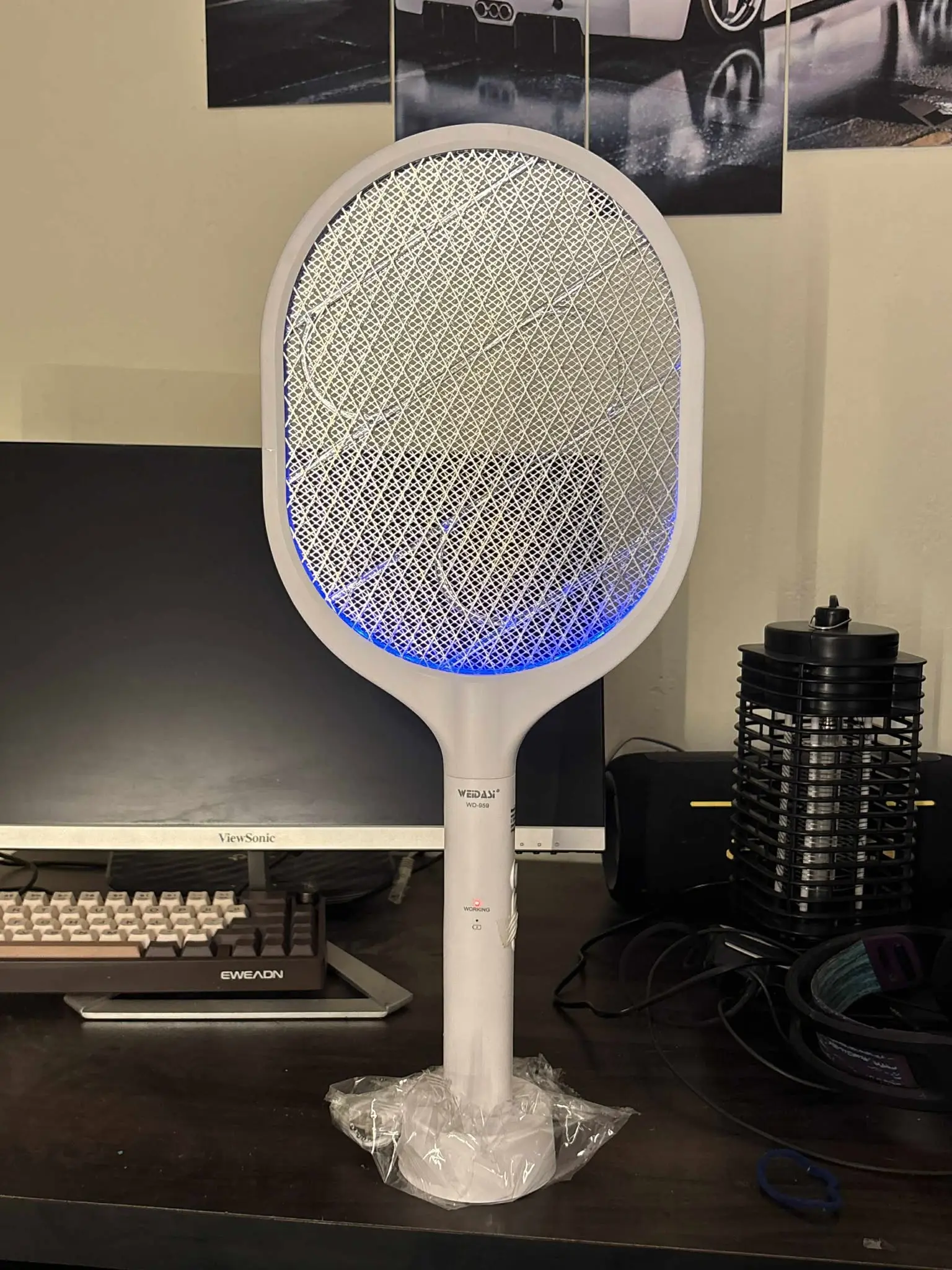 Weidasi Rechargeable Mosquito And Insect Killer Bat With Lure Light Option - WD-959